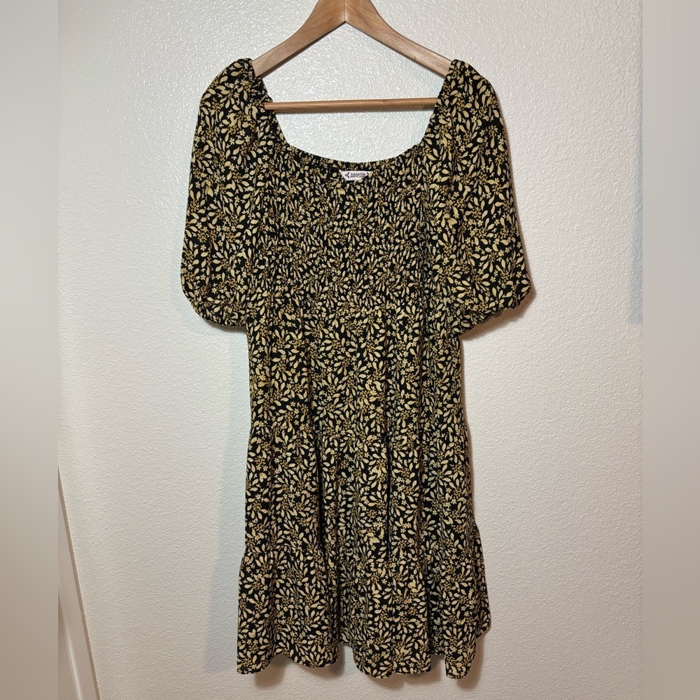 Nanette Lepore Smocked Tiered Cottagecore Black Floral Dress Size 10 | feminine